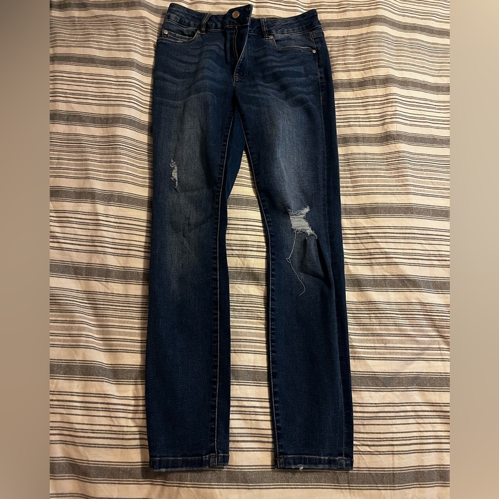 Tahari Women's Dark Blue Distressed Skinny Jeans
